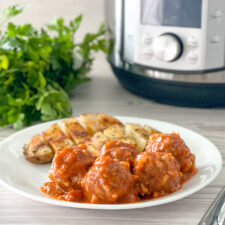 Instant Pot Porcupine Meatballs | realmomkitchen.com
