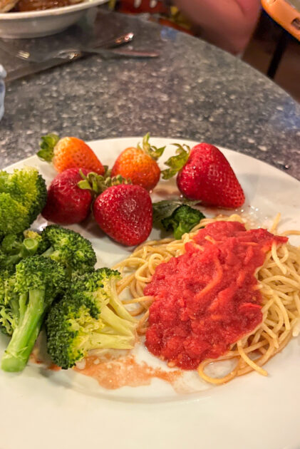 Disneyland Food 2022 | realmomkitchen.com