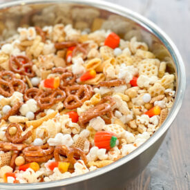 Falll Harvest Snack Mix | realmomkitchen.com