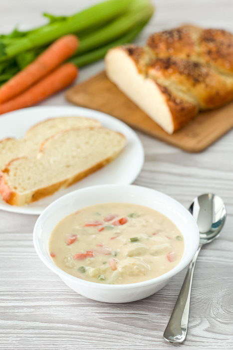 Easy Clam Chowder | realmomkitchen.com
