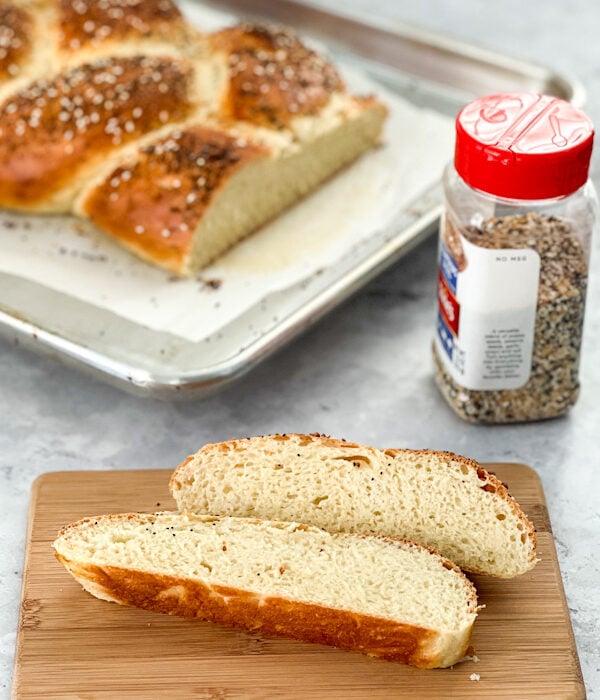 bread made with eveything bagel seasoning