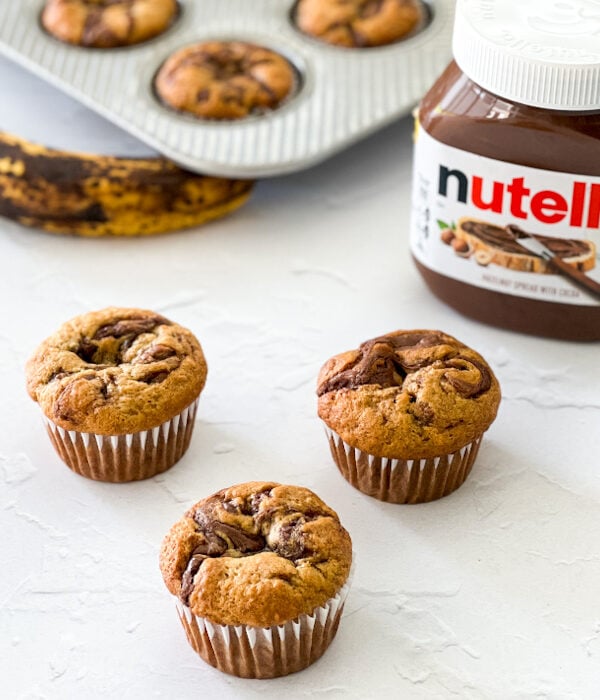 nutella swirled banana muffins