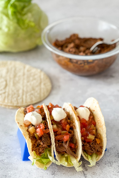 Mexican Shredded Beef Tacos | realmomkitchen.com