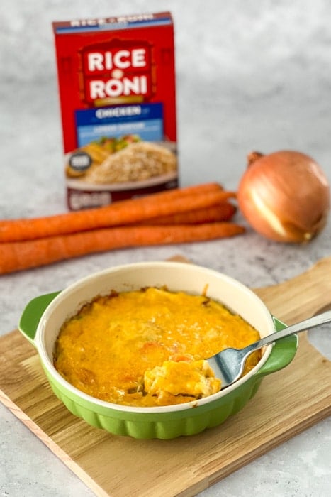Comforting Chicken and Rice Casserole | realmomkitchen.com