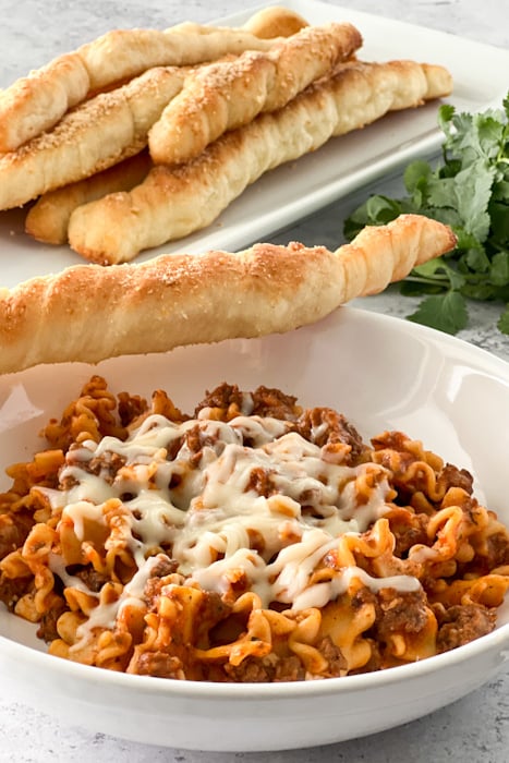 Instant Pot Lazy Lasagna | realmomkitchen.com