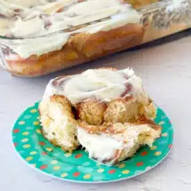 inside of 90 minute cinnamon roll