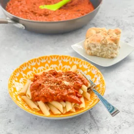 easy rosa sauce serve over cooked penne pasta