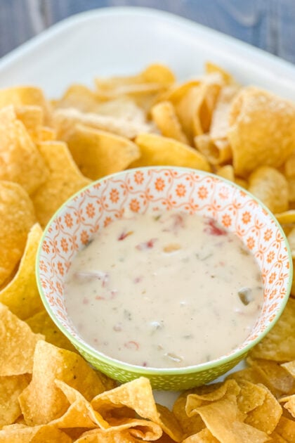 Easy Smoked Cheese Queso | realmomkitchen.com