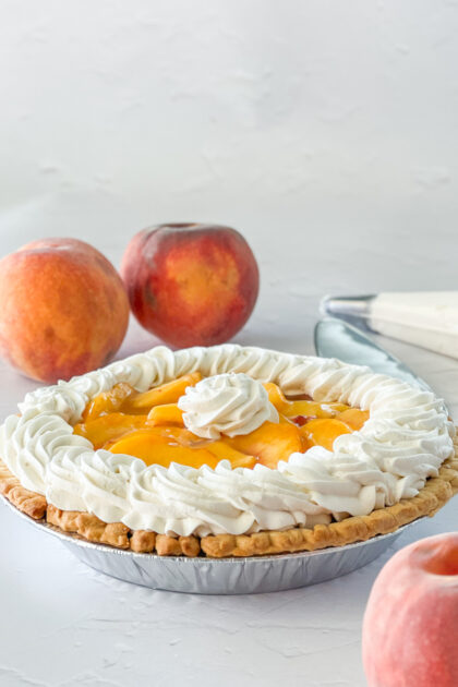 The Best Peach Pie Recipe 2023 with fresh peaches