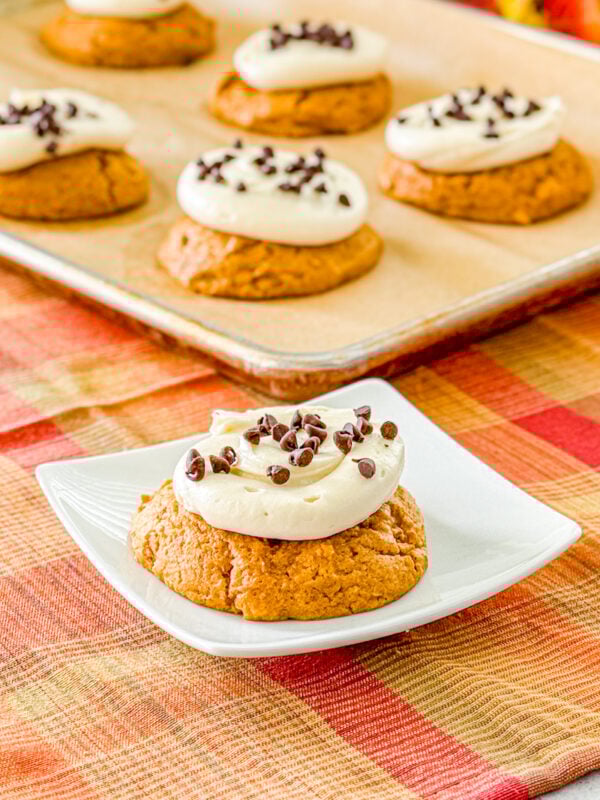 Copycat Crumbl pumpkin cake cookie