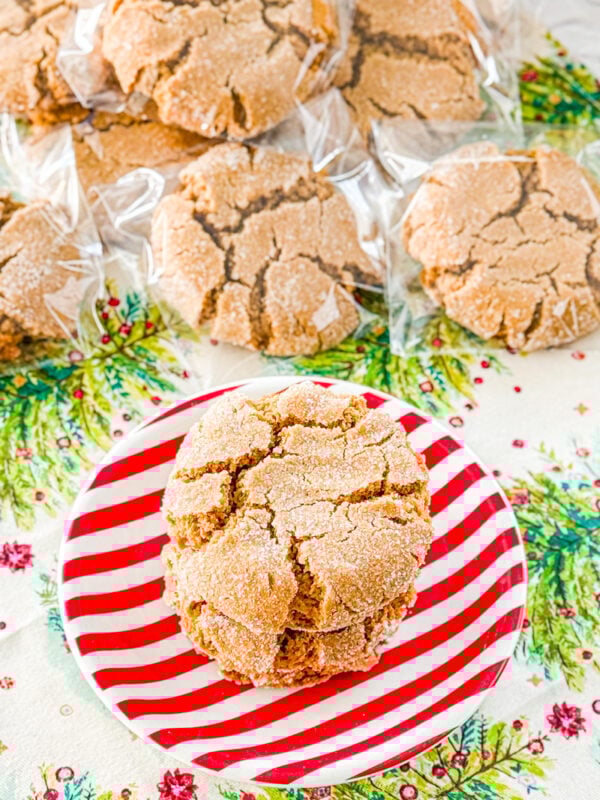 Disney's molasses crackle cookies
