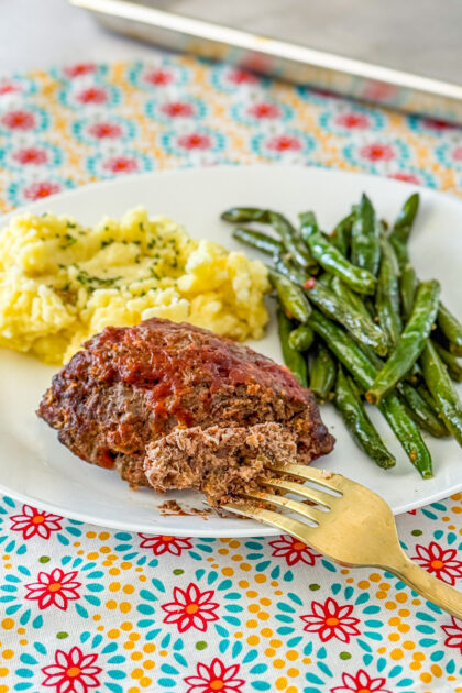 mini meatloaf sheet pan meal