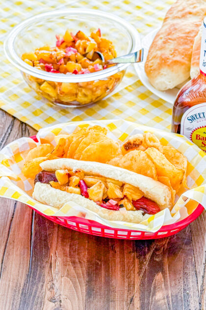hawaiian style hot dog