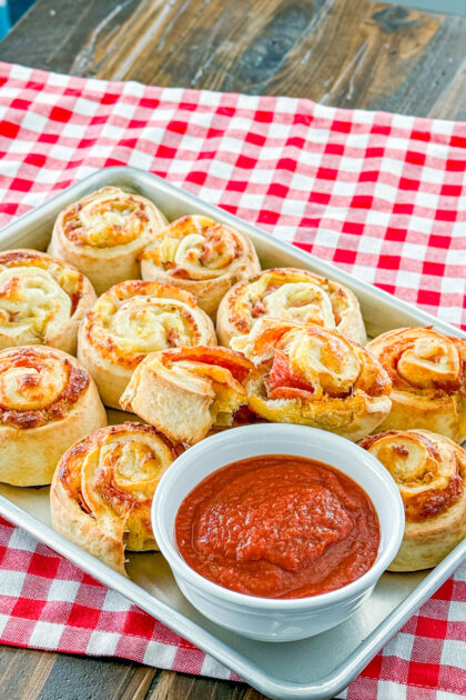 pepperoni pizza roll