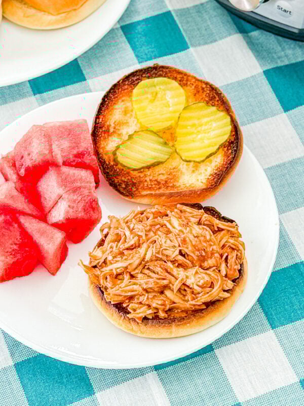 Instant Pot BBQ Chicken Sandwiches