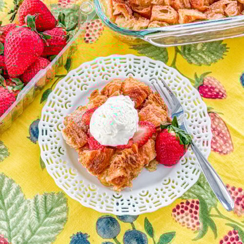 bread pudding with croissants