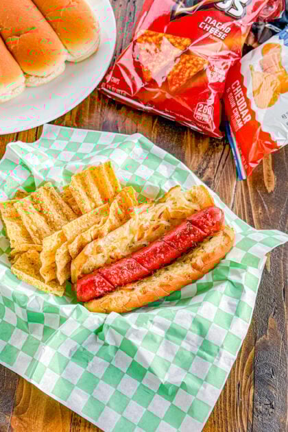 garlic bread hot dogs