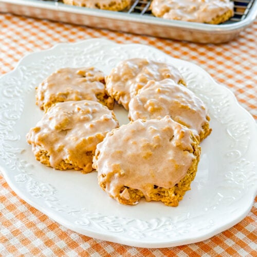 pumpkin spice oatmeal cookies
