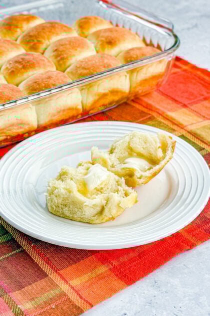 One Hour Dinner Rolls