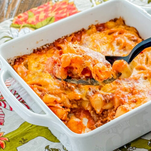 Cheesy cheeseburger pasta bake with beef, pasta, and melted cheese